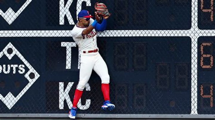 Johan Rojas: Baseball Player Detailed Bio, Age, Birthday, & Height Insights and more
