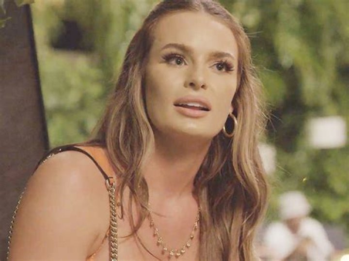 Juliette & Meghan Fight About Clark – Exclusive Preview – Hollywood Life