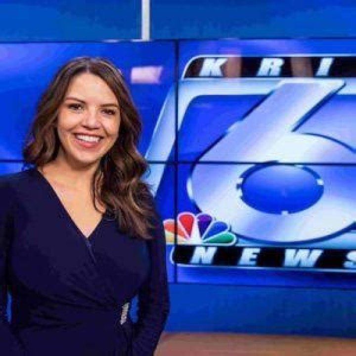 
Katia Uriarte Height, Weight, Net Worth, Age, Birthday, Wikipedia, Who, Nationality, Biography 