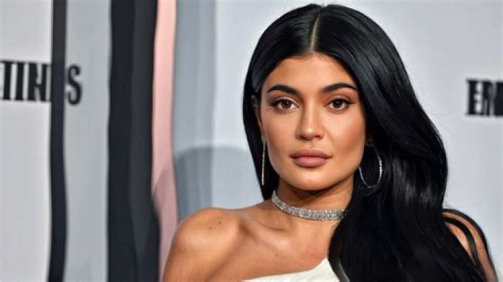 Kylie Jenner Agrees She Is ‘Naturally Gorgeous’: Video – Hollywood Life