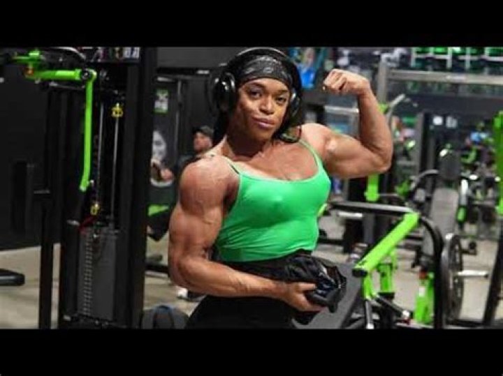Lola Montez (bodybuilder)-Wiki, Age, Net Worth, Biography , Spotify, TikTok, Facebook, Facts and Family