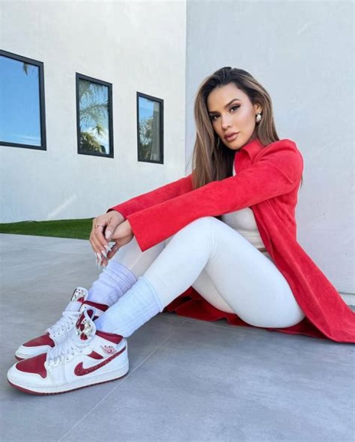 
Mariah Espada Height, Weight, Net Worth, Age, Birthday, Wikipedia, Who, Nationality, Biography 
