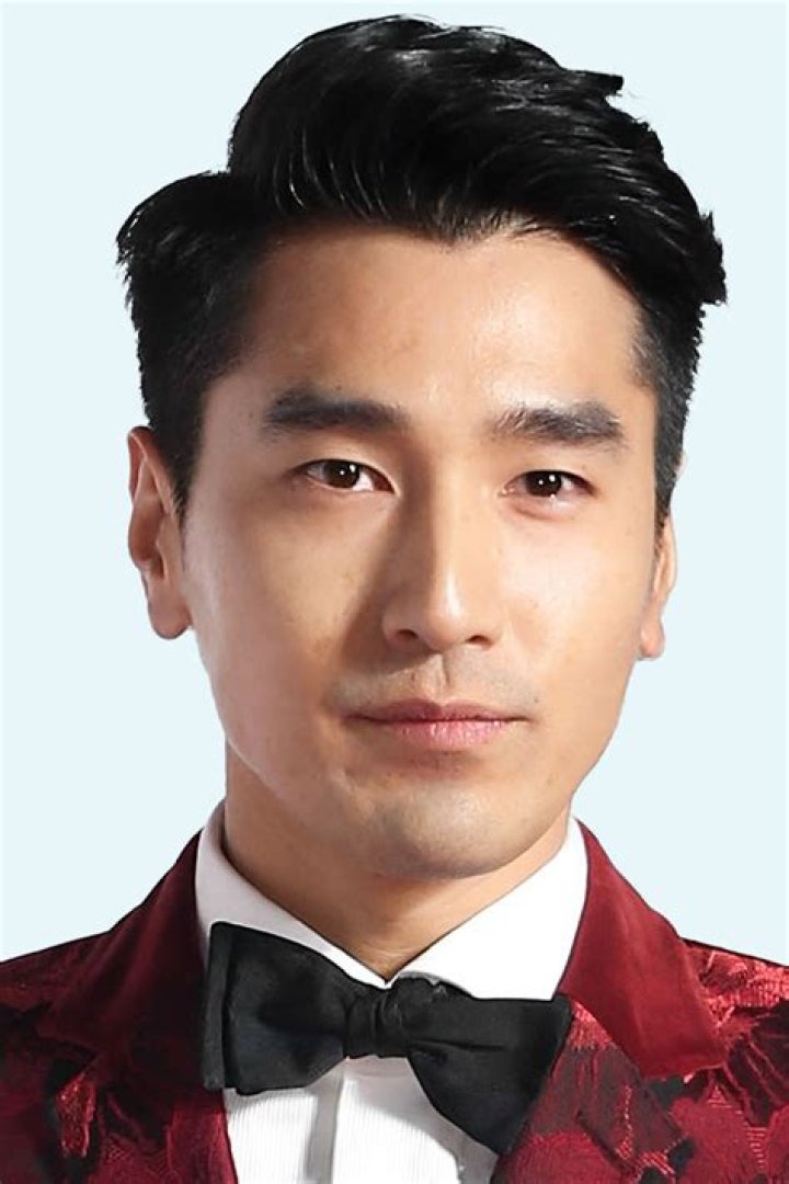 Mark Chao - Bio, Age, siblings, height, weight, Wiki, Facts and Family
