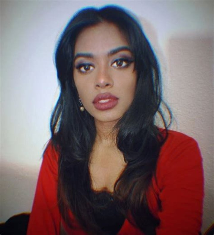 Mia Height, Weight, Net Worth, Age, Birthday, Wikipedia, Who, Instagram, Biography