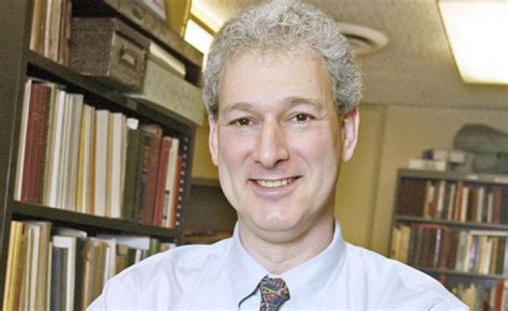 
Michael Silverstein Height, Weight, Net Worth, Age, Birthday, Wikipedia, Who, Nationality, Biography 