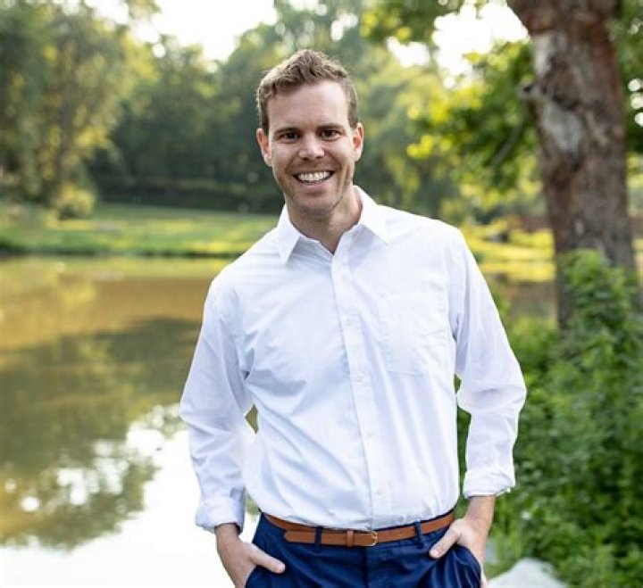 
Nick Rubando Height, Weight, Net Worth, Age, Birthday, Wikipedia, Who, Instagram, Biography 