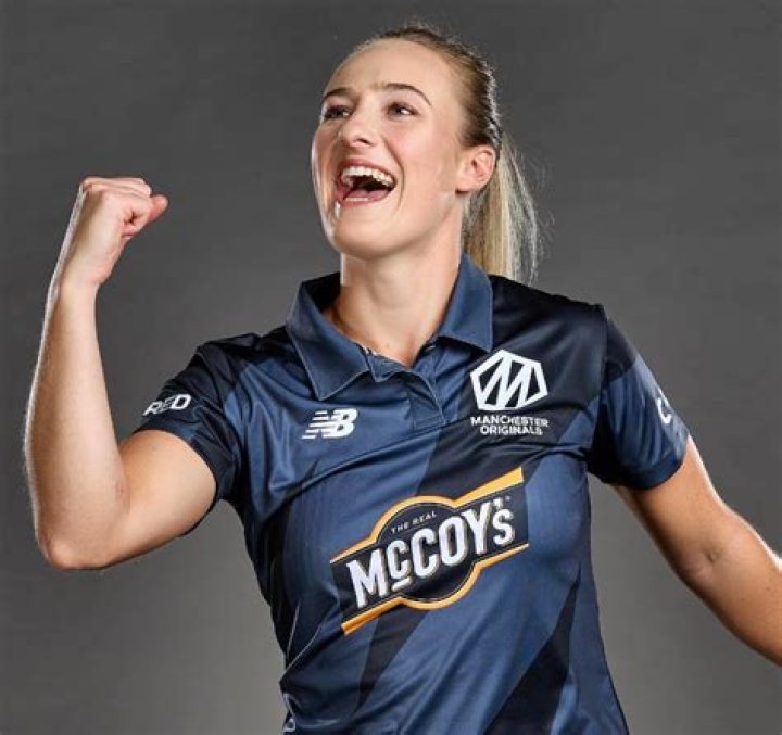 
No, Emma Lamb Is Not Related To Allan Lamb – Fans Are Curious About Their Relation, All Details 