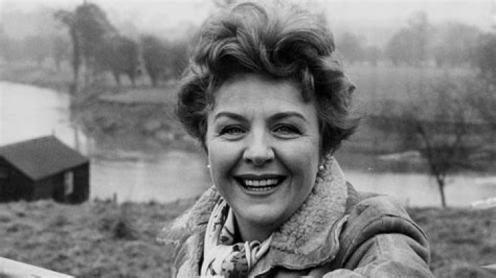 Noele Gordon Height, Weight, Net Worth, Age, Birthday, Wikipedia, Who, Instagram, Biography