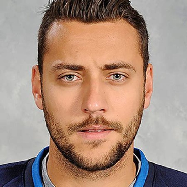 Ondrej Pavelec Biography- NHL player, Salary, Earnings, Contract, Stats, Age, Height, Girlfriend, Relationship, Affair, Family, Nationality