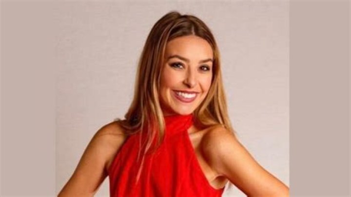 
Paige Bonvallet Height, Weight, Net Worth, Age, Birthday, Wikipedia, Who, Nationality, Biography 