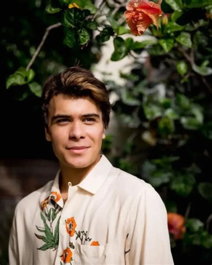Pearce Joza - Bio, Age, weight, height, Wiki, Facts and Family