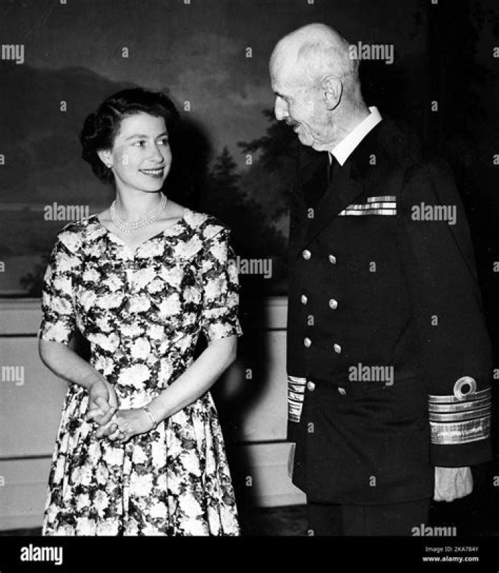 Queen Elizabeth Didn’t See Husband Prince Philip For Weeks At A Time After He ‘Retired’, New Bio Claims