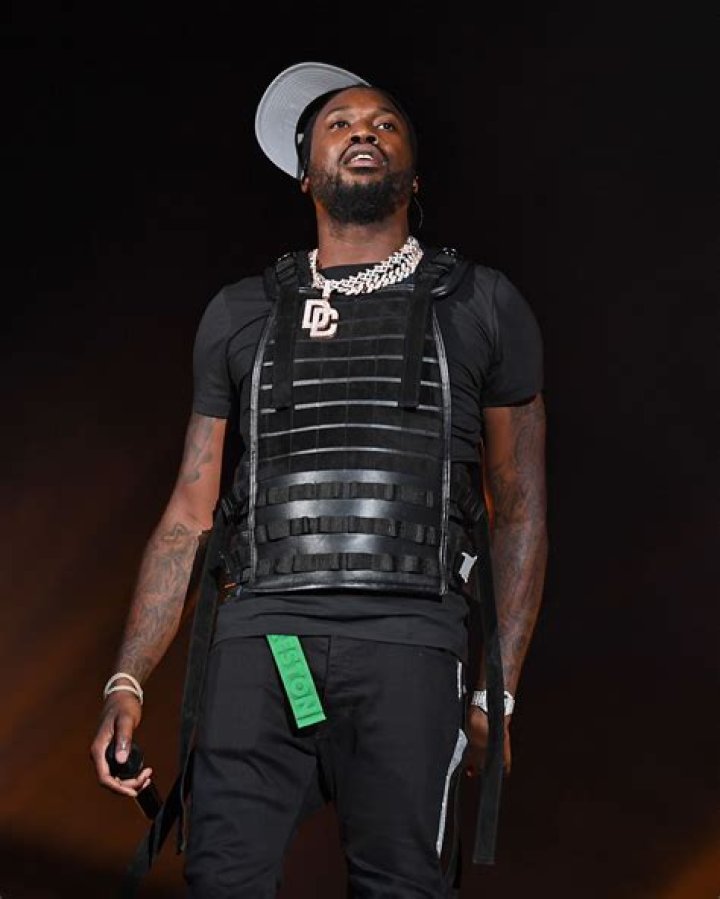 Rapper Meek Mill: Photos – Hollywood Life