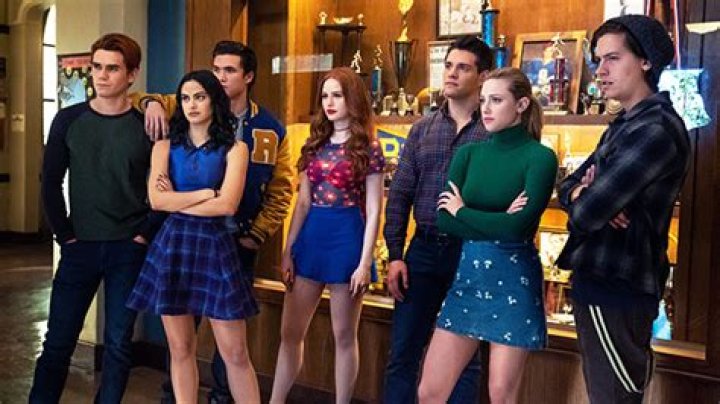 ‘Riverdale’ Cast Reacts To Series Finale With Emotional Photos, Videos – Hollywood Life