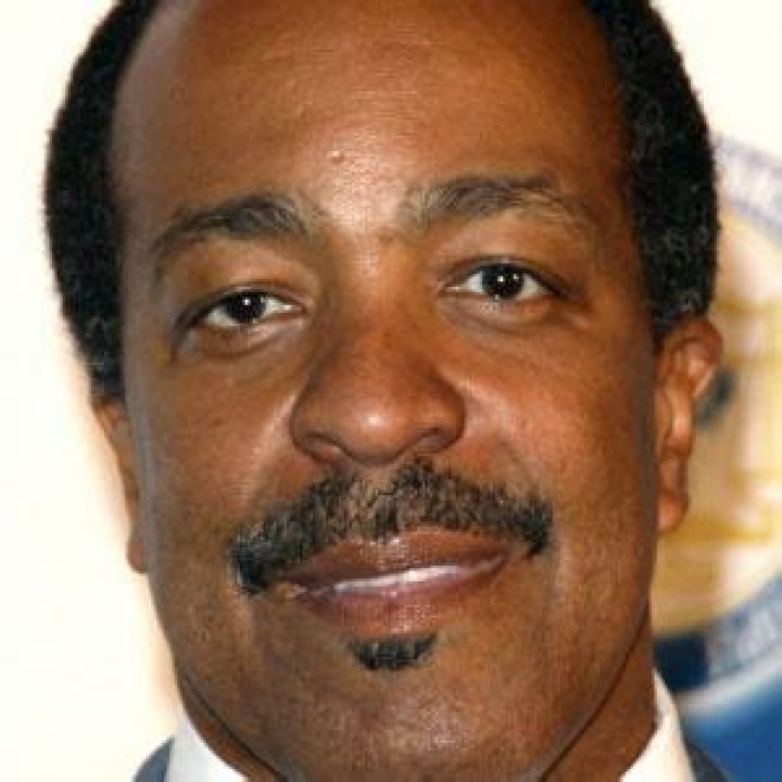 Robert Gossett - Bio, Age, net worth, Wiki, Facts and Family