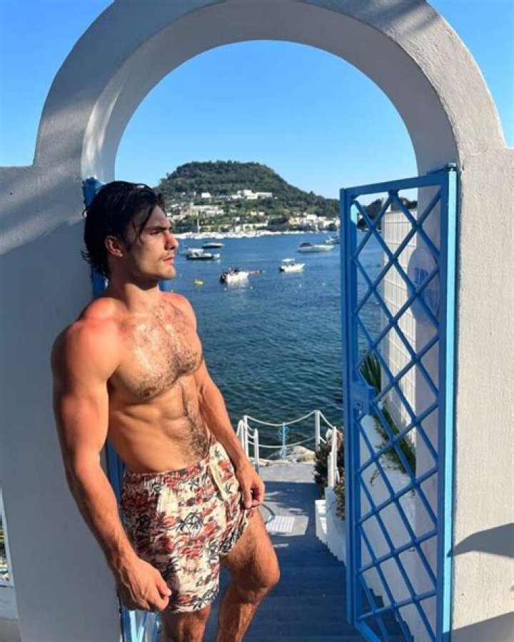 
SaltyTeemo Height, Weight, Net Worth, Age, Birthday, Wikipedia, Who, Nationality, Biography 