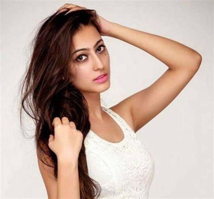 Sana Dua - Bio, Age, Wiki, Facts and Family