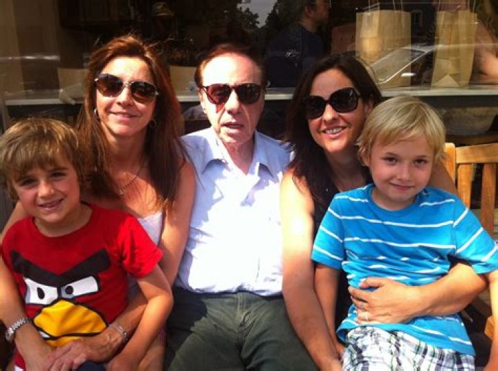 
Sashy Bogdanovich Husband Pax Wassermann – Where Is Peter Bogdanovich Daughter Now? 