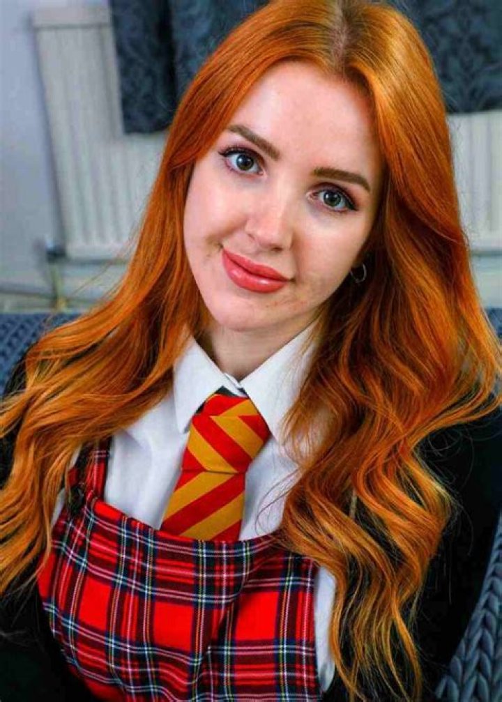 Scarlett The Dollyrama - Bio, Age, Wiki, Facts and Family