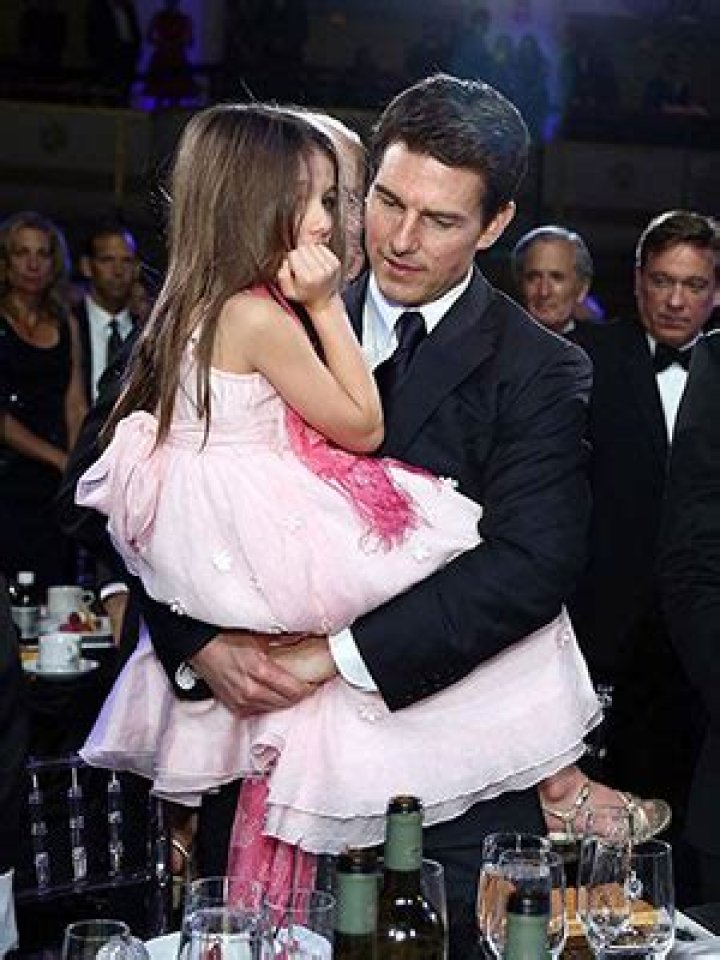See Photos Of Connor, Bella, & Suri Cruise – Hollywood Life