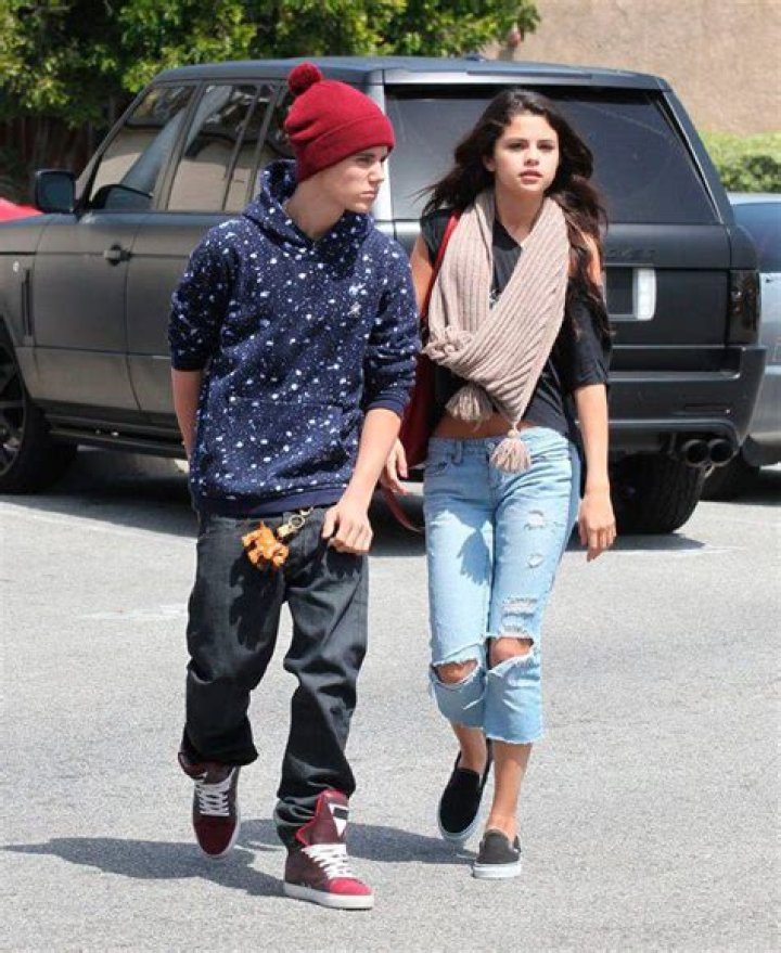 Selena Gomez & Justin Bieber: Why They’re Always Breaking & Making Up