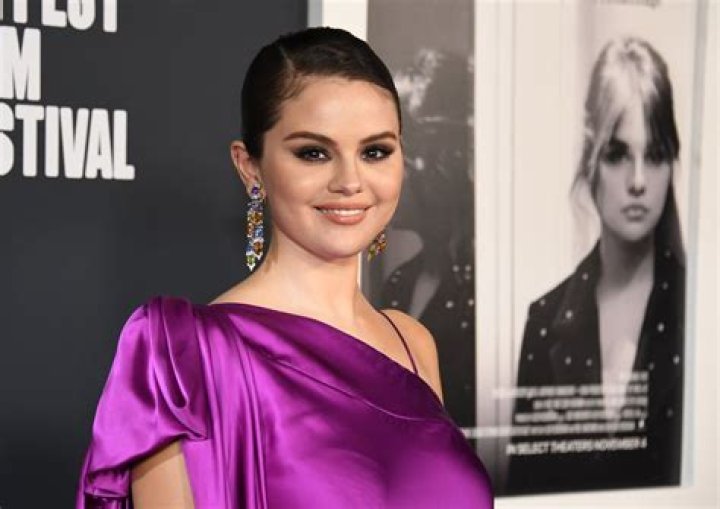 Selena Gomez’s Best Outfits Over the Years – Hollywood Life