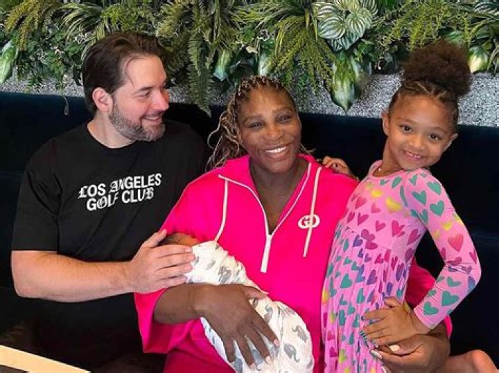 Serena Williams’ Daughter Olympia, 3, Gives Hilarious Side-Eye While Dining At French Restaurant