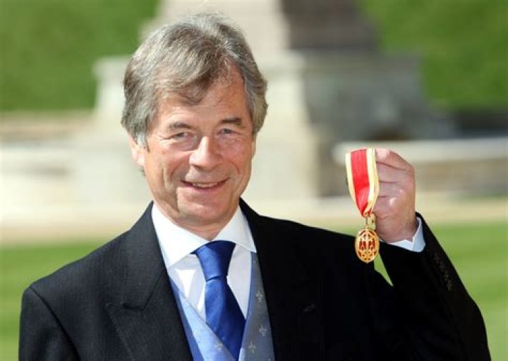 Sir Martin Broughton Height, Weight, Net Worth, Age, Birthday, Wikipedia, Who, Nationality, Biography
