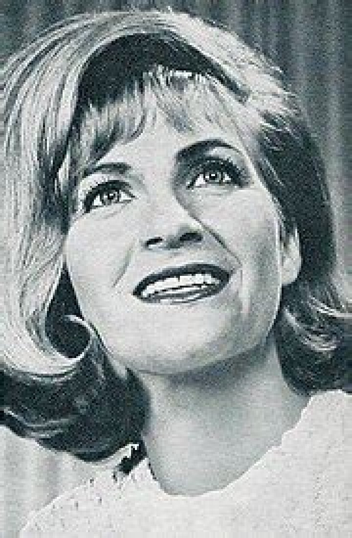 Skeeter Davis - Bio, Age, Wiki, Facts and Family