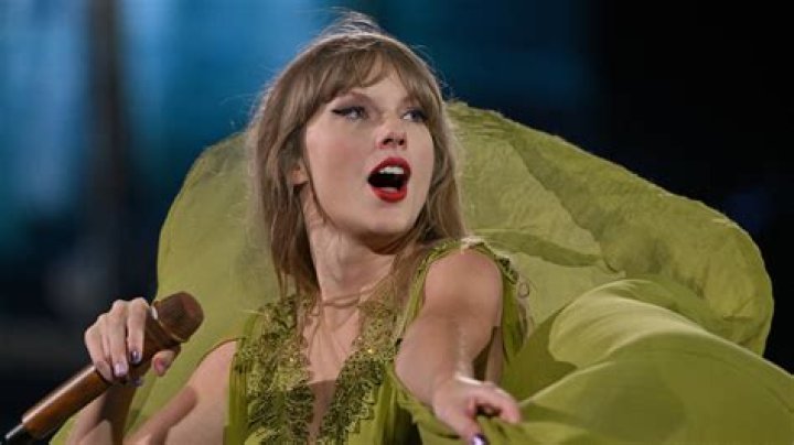Taylor Swift Urges Tennessee Historical Commission To Take Down ‘Racist’ Statues: ‘It Makes Me Sick’