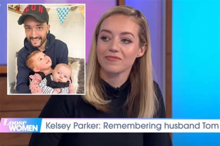 Tom Parker’s Wife Shares How They Told Daughter, 2, That Singer Was Dying: ‘She Was Confused’