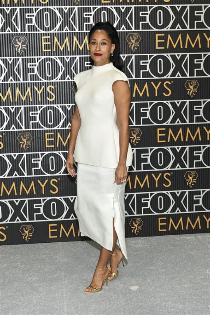 Tracee Ellis Ross, 47, Sizzles In Metallic Gold Gown While Presenting At The Emmys