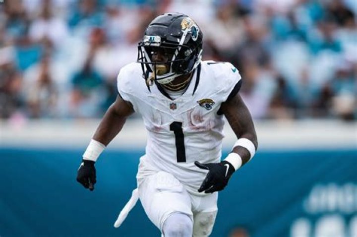 Travis Etienne Jr - Bio, Age, Wiki, Facts and Family
