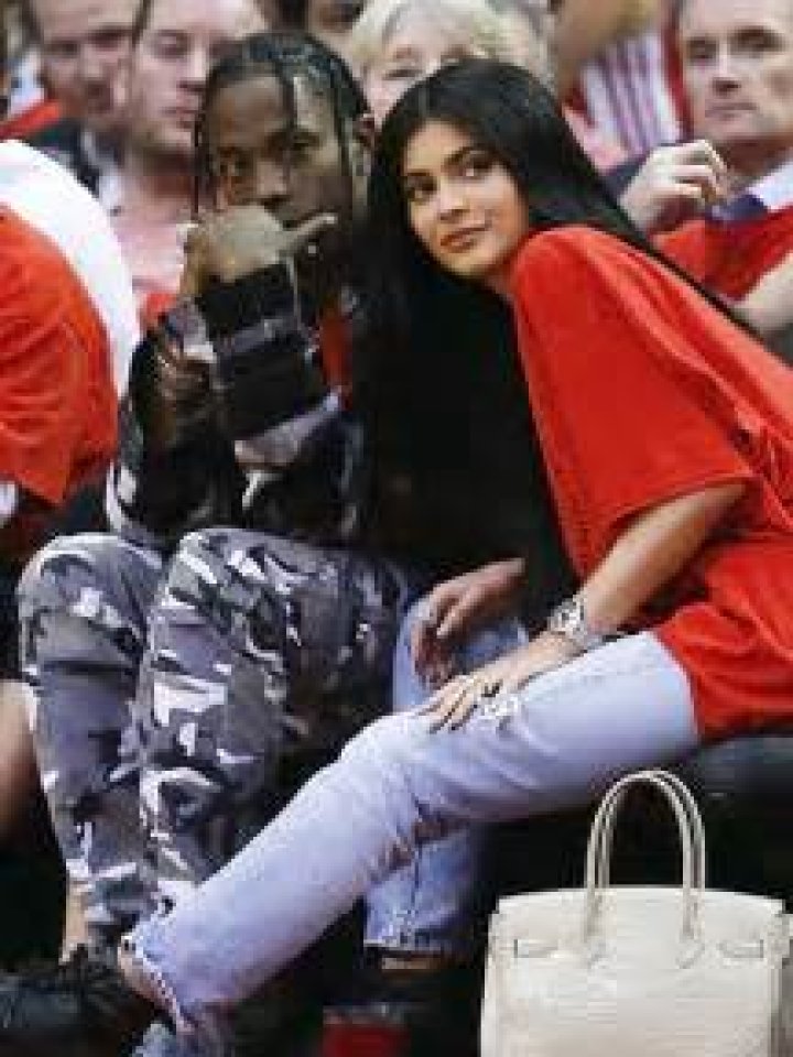 Travis Scott’s ‘Butterfly Effect About Kylie Jenner? See The Evidence – Hollywood Life