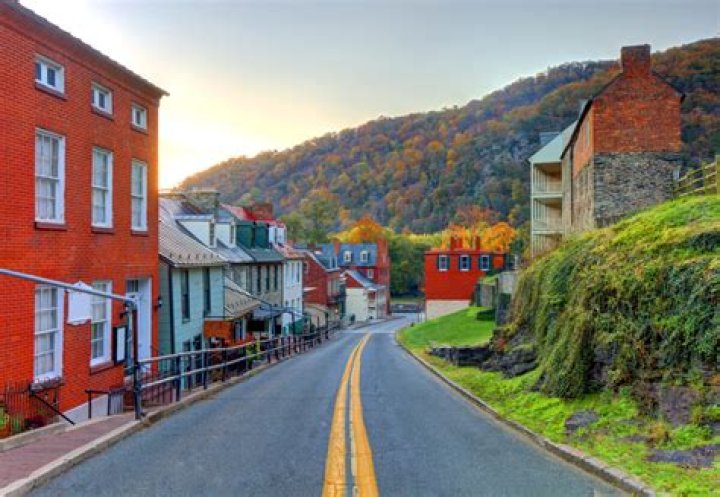 What are some historical events in West Virginia?