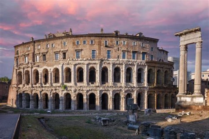 What did buildings look like in ancient Rome?
