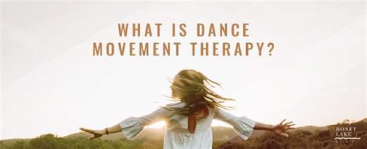 What does a dance movement psychotherapist do?