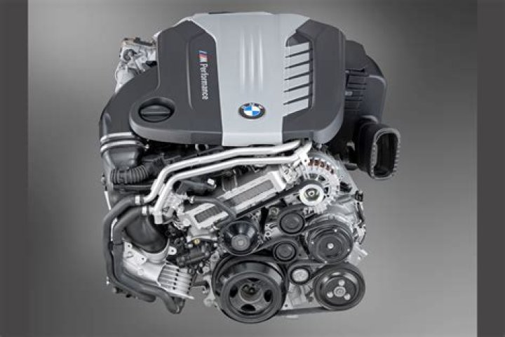 What engine is in a BMW 216d?