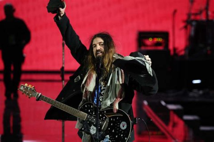 What Happened To Billy Ray Cyrus? Is He Sick? Health Update At CMA Fest At 2022