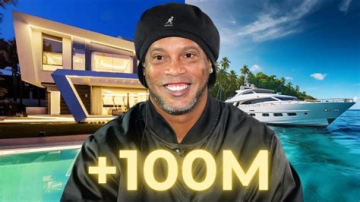 Where is Ronaldinho currently living?
