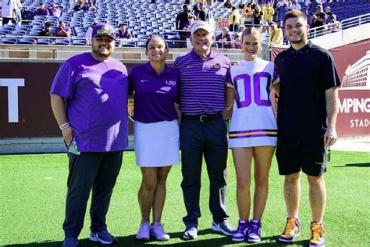 Who are Brian Kelly s Parents? Brian Kelly Biography, Parents Name and More