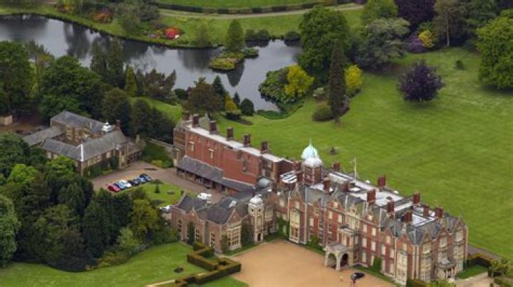 Who inherited Lord Mountbatten estate?