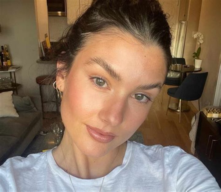 
Who Is Brooke Monk On Reddit? Tiktok Star Without Makeup Photos, Family Bio 