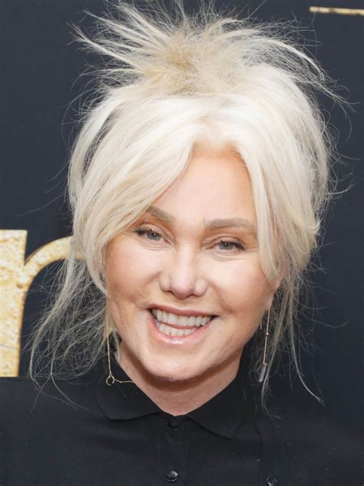 Who Is Deborra-Lee Furness? – Hollywood Life