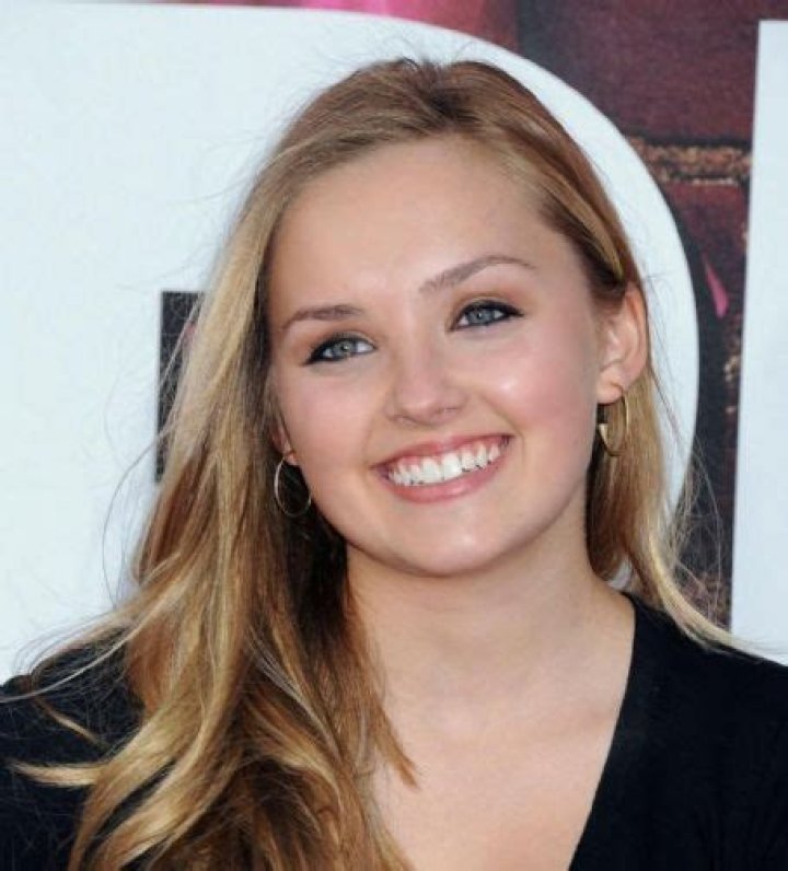 Who is Mia Rose Frampton Dating Now?