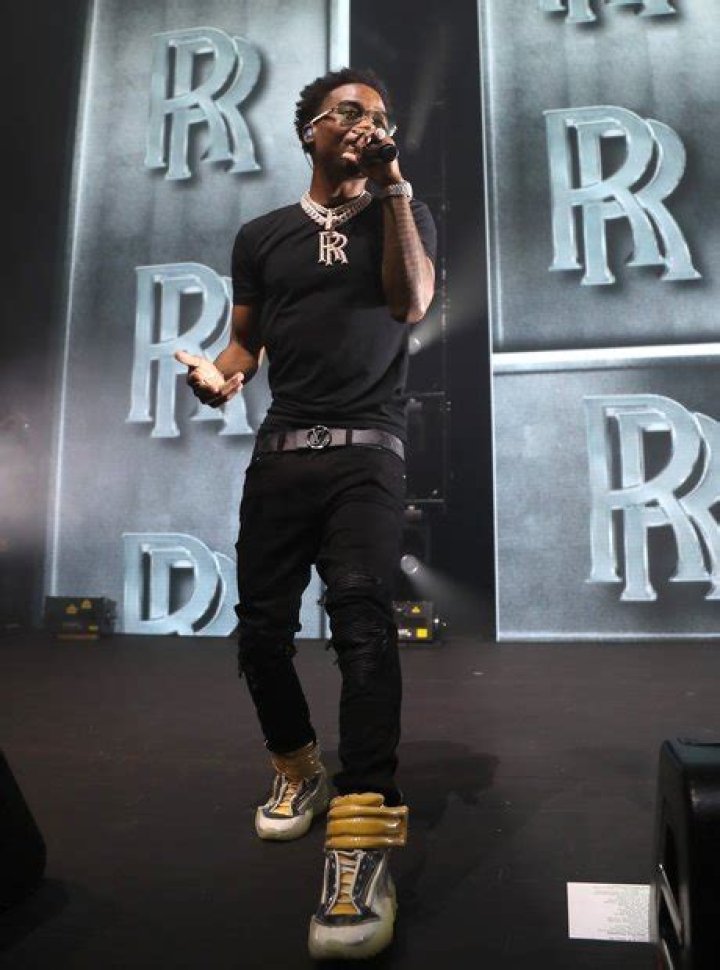 Who Is Roddy Ricch? Facts About Rapper Who Pulled Out Of ‘SNL’ – Hollywood Life
