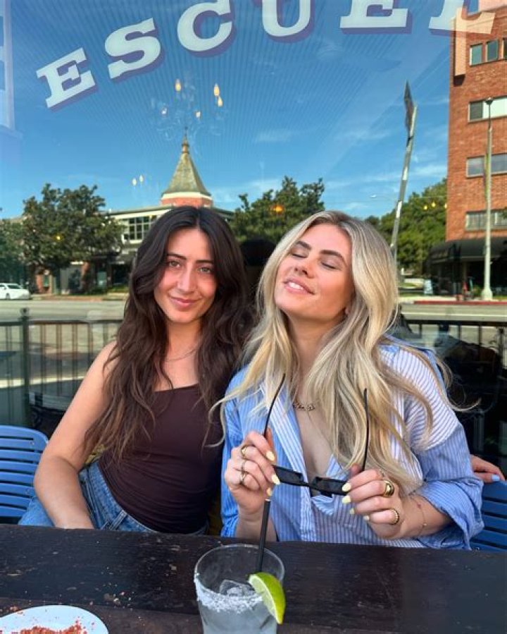 Who is Sarah Nourse Dating Now