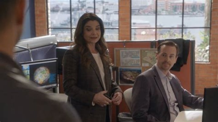 Who Plays Dr. Grace On Ncis? How Old is Dr. Grace on Ncis?