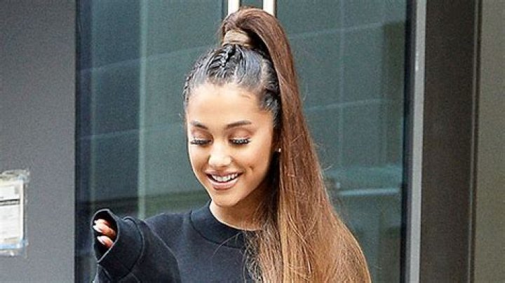 Why Defining Your Sexuality Is A Thing Of The Past – Hollywood Life