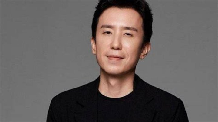 
Yoo Hee-yeol Height, Weight, Net Worth, Age, Birthday, Wikipedia, Who, Nationality, Biography 